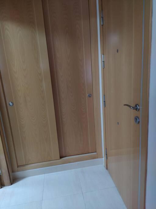 Bajo Puerta De Alcazaba Apartment Ретамар Екстериор снимка