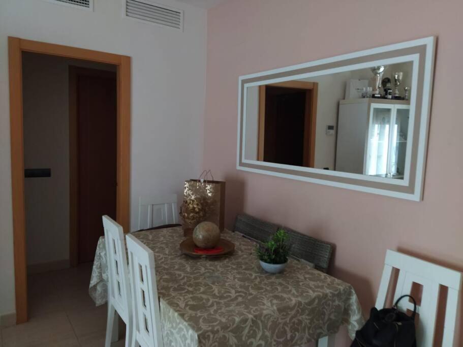 Bajo Puerta De Alcazaba Apartment Ретамар Екстериор снимка