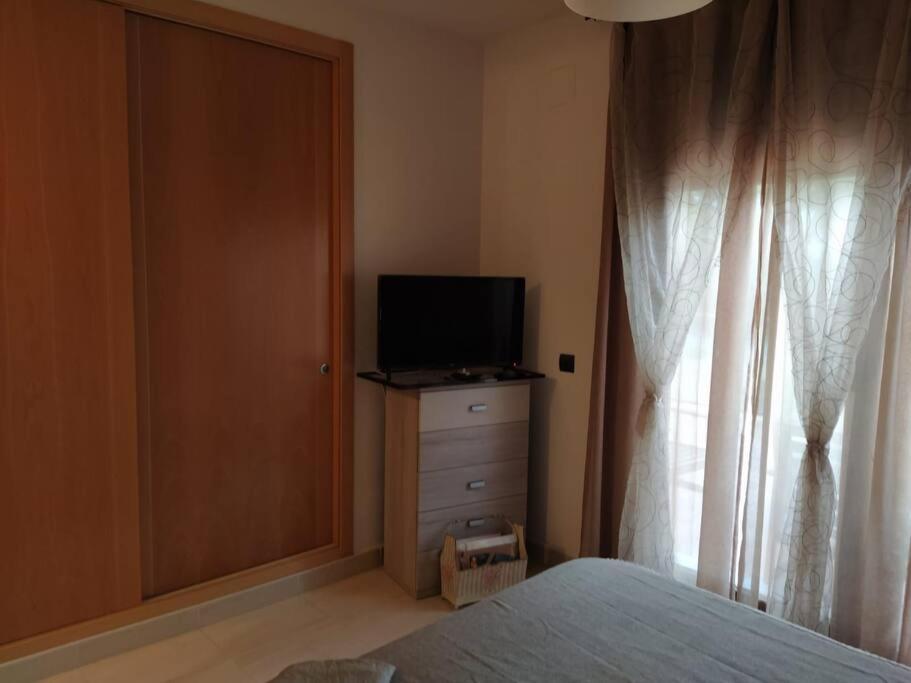Bajo Puerta De Alcazaba Apartment Ретамар Екстериор снимка