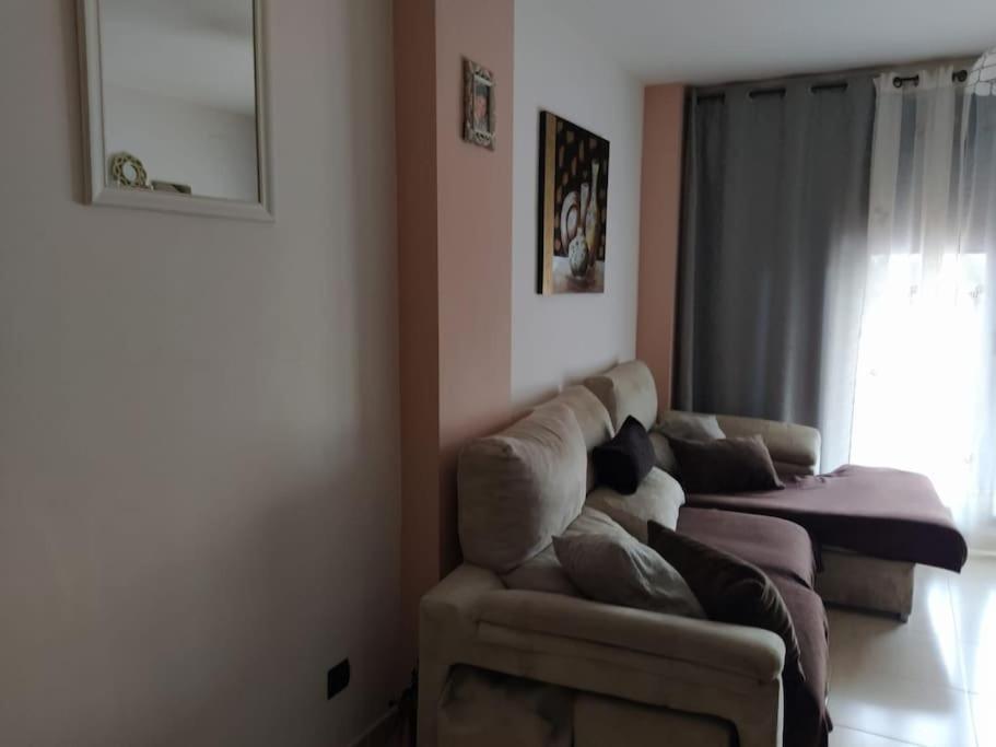 Bajo Puerta De Alcazaba Apartment Ретамар Екстериор снимка